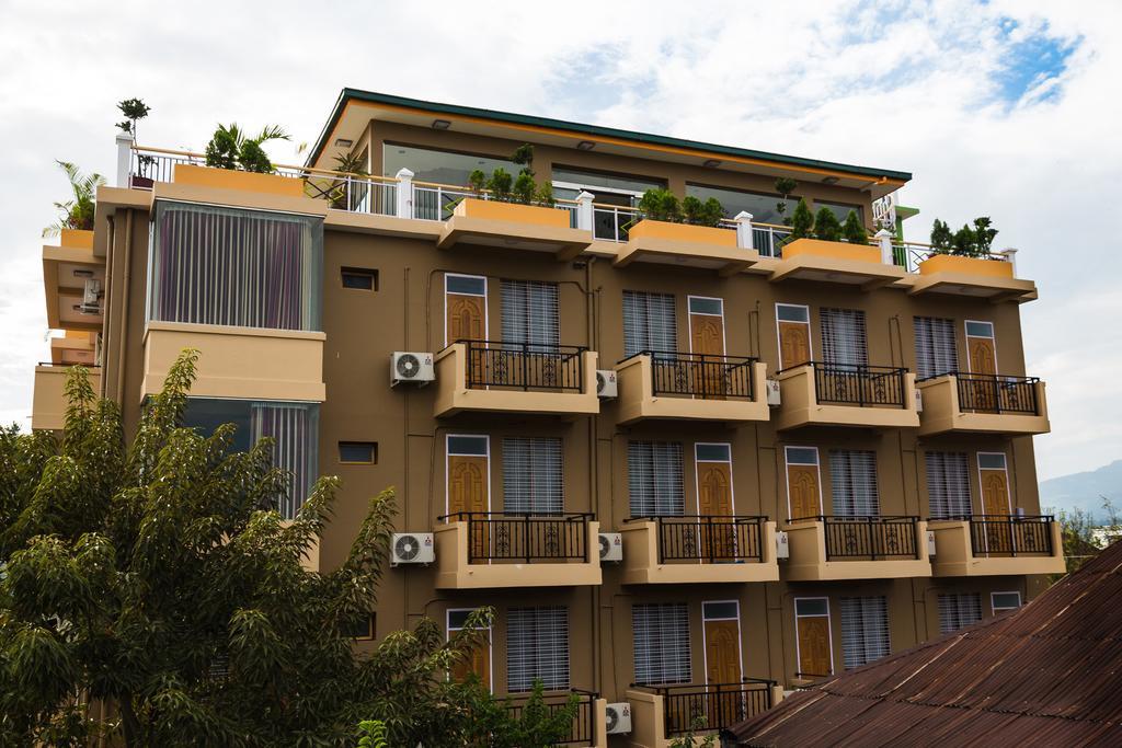 Hotel Lily The Home Hsipaw Esterno foto